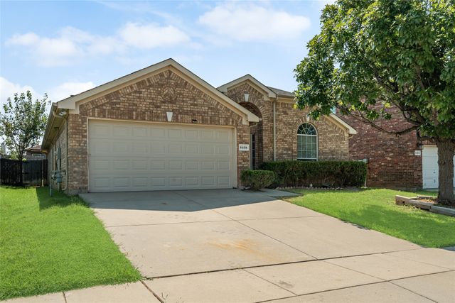 8408 Prairie Fire Drive, Fort Worth, TX 76131