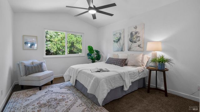 873 Knights Cir, Vallejo, CA 94591