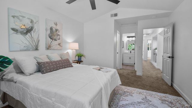 873 Knights Cir, Vallejo, CA 94591