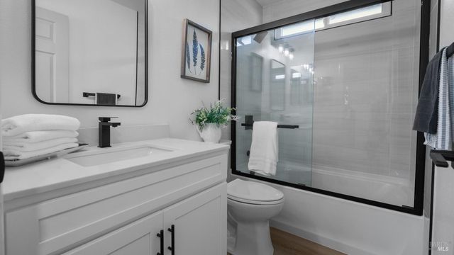 873 Knights Cir, Vallejo, CA 94591