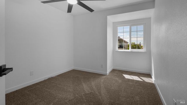 873 Knights Cir, Vallejo, CA 94591