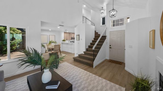 873 Knights Cir, Vallejo, CA 94591