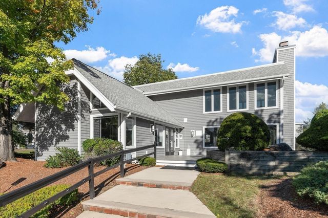 255 North Rd 76, Chelmsford, MA 01824