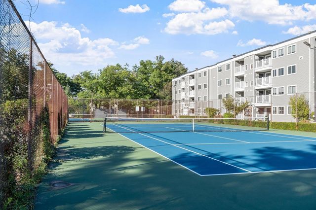 255 North Rd 76, Chelmsford, MA 01824