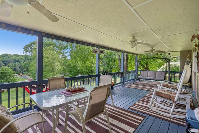 405 Vineyard DRIVE, Richland, PA 15044