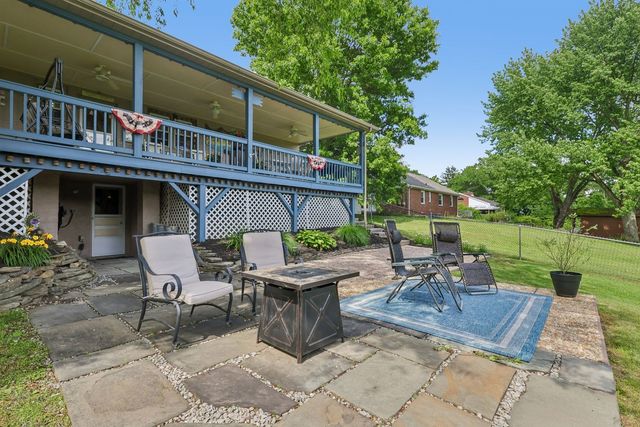405 Vineyard DRIVE, Richland, PA 15044