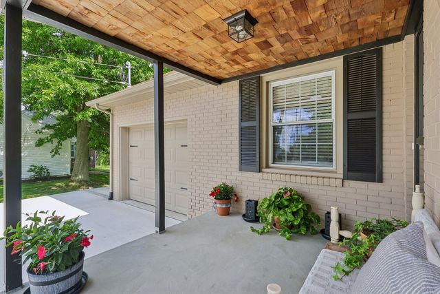 405 Vineyard DRIVE, Richland, PA 15044