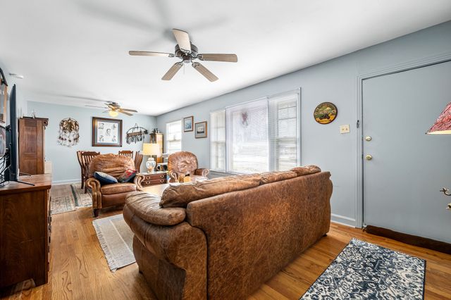 710 Spencer Dr, Murfreesboro, TN 37129