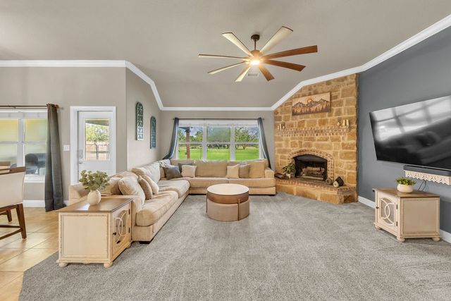 1068 Oak Creek Circle, Royse City, TX 75189