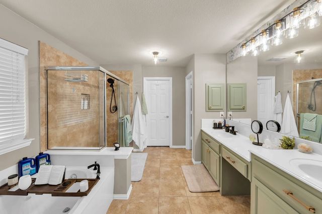 1068 Oak Creek Circle, Royse City, TX 75189
