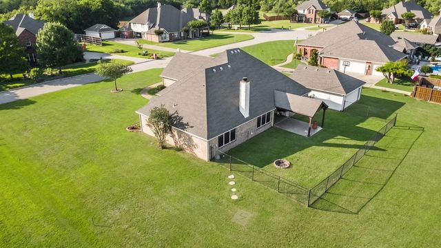 1068 Oak Creek Circle, Royse City, TX 75189