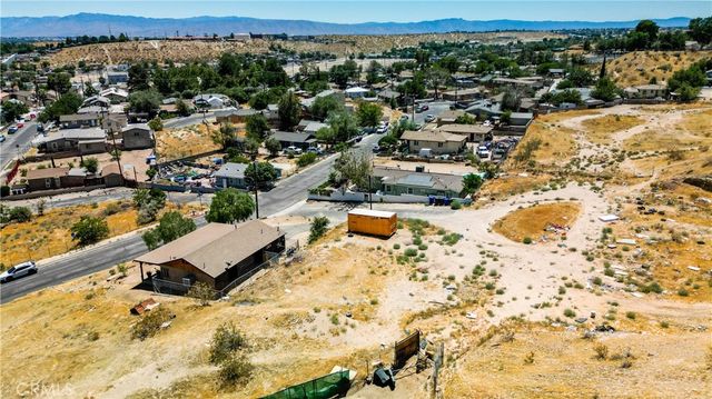 16690 Allen Street, Victorville, CA 92395