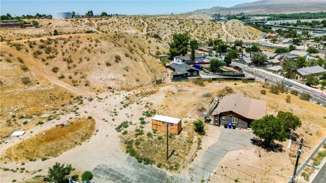 16690 Allen Street, Victorville, CA 92395