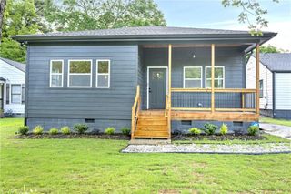 639 Ozburn NW Road, Atlanta, GA 30318