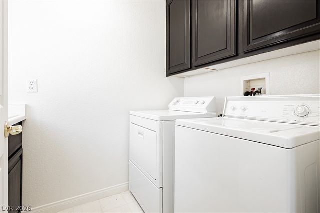 8224 Cassis Court, Las Vegas, NV 89117