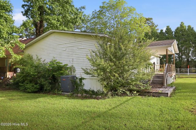 175 Pine Cone Lane, Blounts Creek, NC 27814