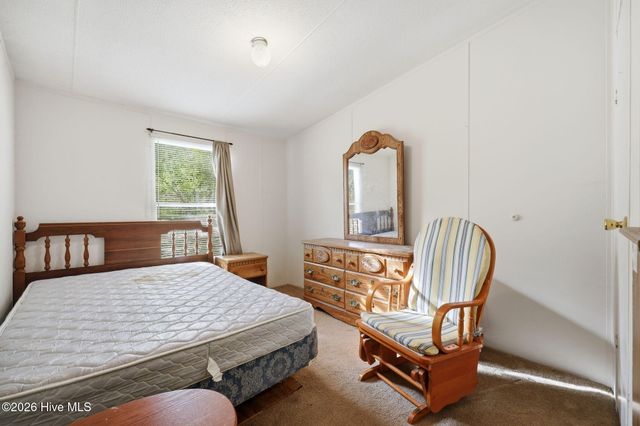175 Pine Cone Lane, Blounts Creek, NC 27814