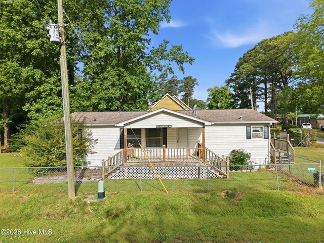 175 Pine Cone Lane, Blounts Creek, NC 27814