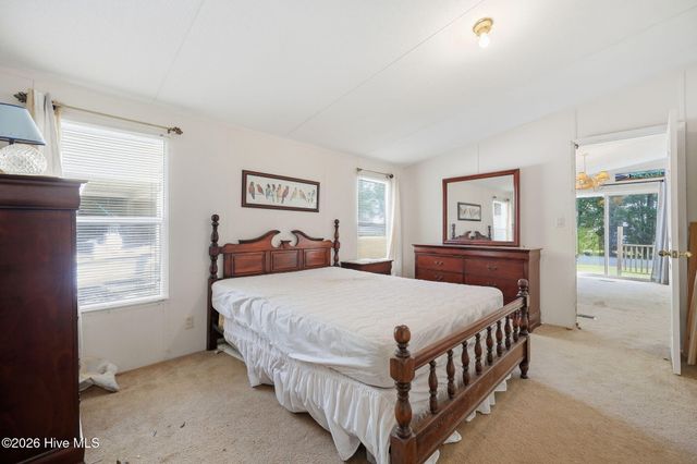 175 Pine Cone Lane, Blounts Creek, NC 27814