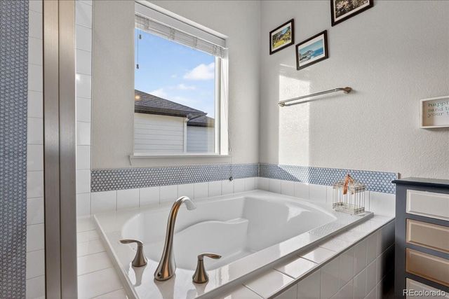 21463 E 59th Place, Aurora, CO 80019