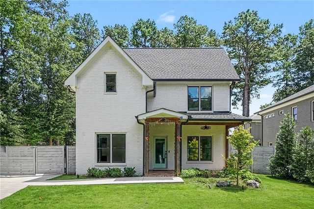 866 Nottingham Drive, Avondale Estates, GA 30002