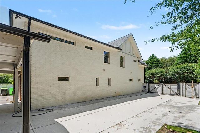 866 Nottingham Drive, Avondale Estates, GA 30002