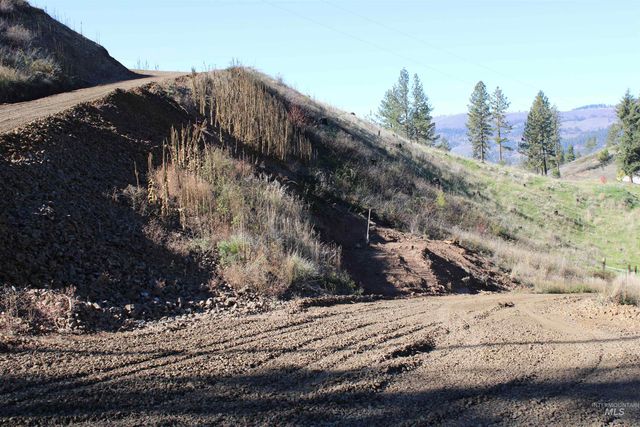 130 Meadow Lane, Kamiah, ID 83536