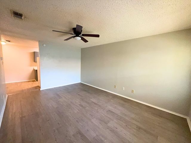 219 Fry Street 5, Denton, TX 76201