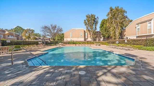 10450 E Briar Oaks B, Stanton, CA 90680