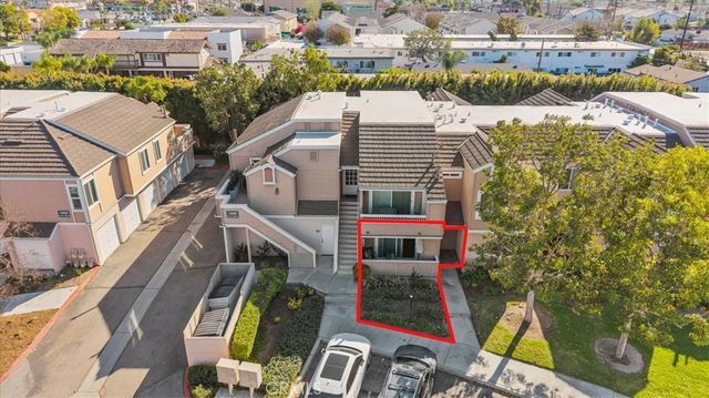 10450 E Briar Oaks B, Stanton, CA 90680
