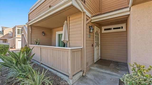 10450 E Briar Oaks B, Stanton, CA 90680