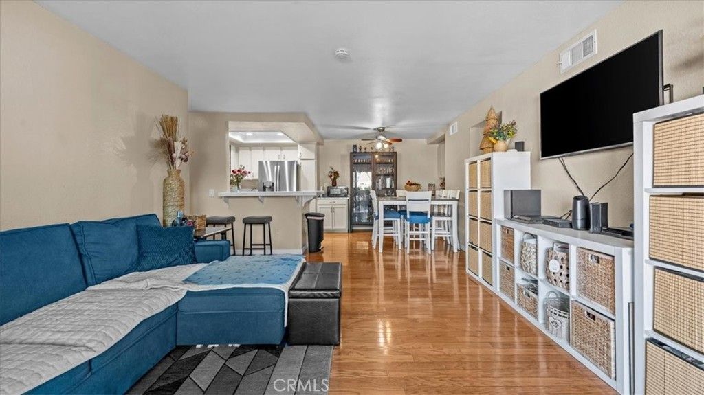 10450 E Briar Oaks B, Stanton, CA 90680