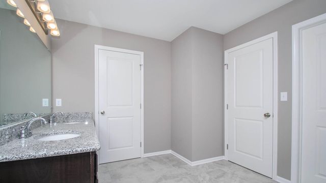 5092 Rutland Drive 71, Saline, MI 48176