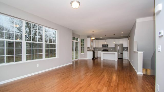 5092 Rutland Drive 71, Saline, MI 48176