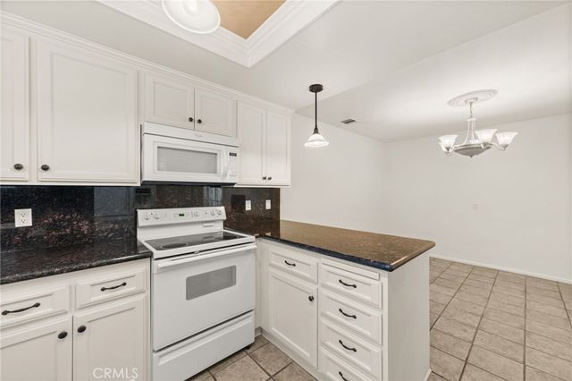 607 E Palm Avenue, Redlands, CA 92374