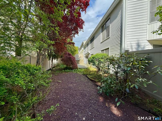 73 Bank Street, New Canaan, CT 06840