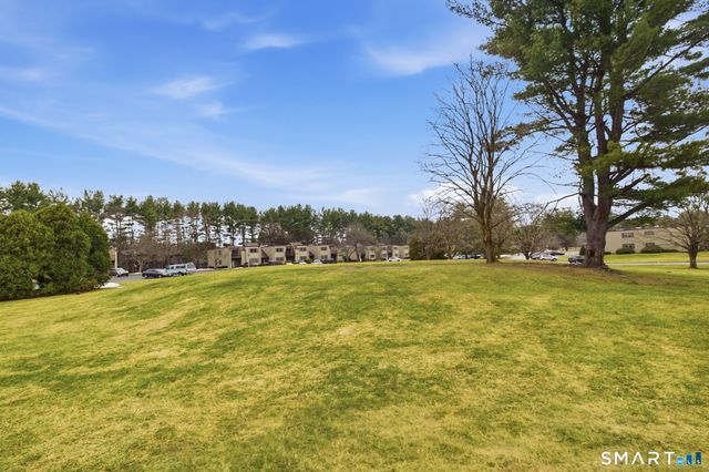 1106 Twin Circle Drive 1106, South Windsor, CT 06074