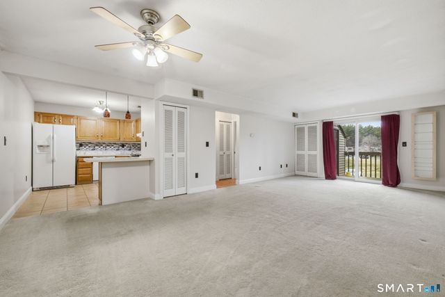 1106 Twin Circle Drive 1106, South Windsor, CT 06074