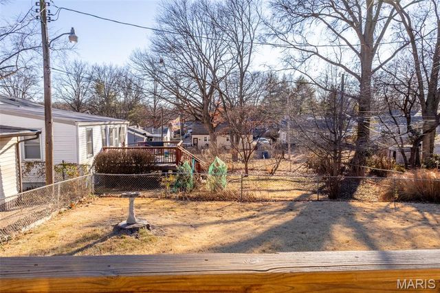 8570 North Avenue, St John, MO 63114