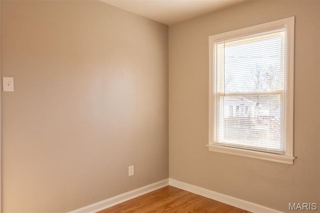 8570 North Avenue, St John, MO 63114