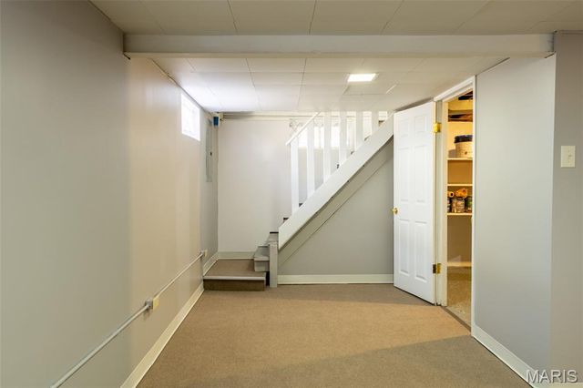 8570 North Avenue, St John, MO 63114