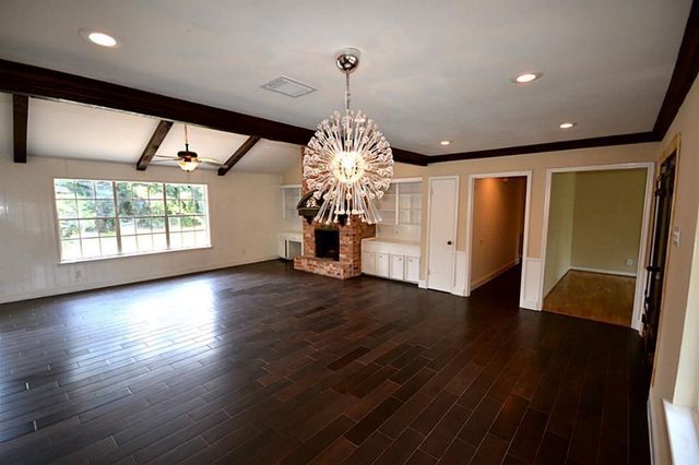 11211 Ash Creek Drive, Houston, TX 77043