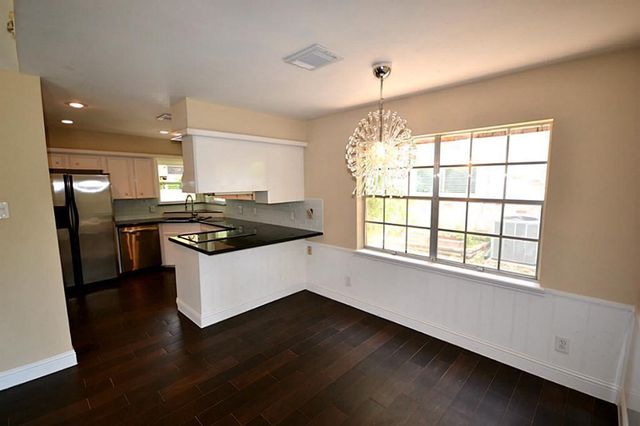 11211 Ash Creek Drive, Houston, TX 77043