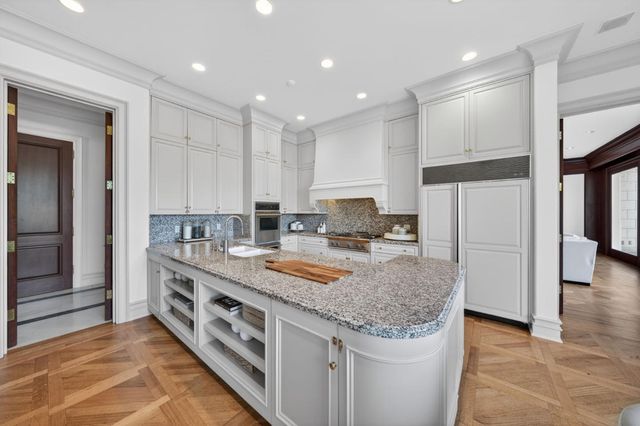 18331 Lexington Drive, Monte Sereno, CA 95030