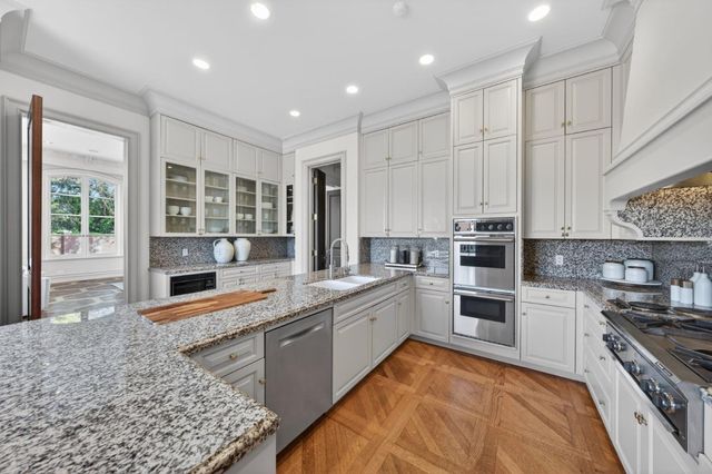 18331 Lexington Drive, Monte Sereno, CA 95030