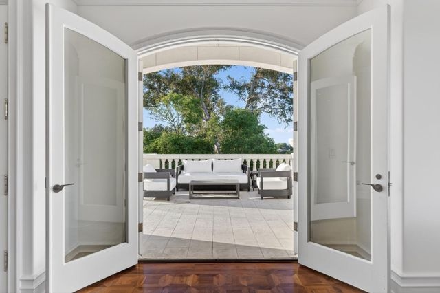 18331 Lexington Drive, Monte Sereno, CA 95030