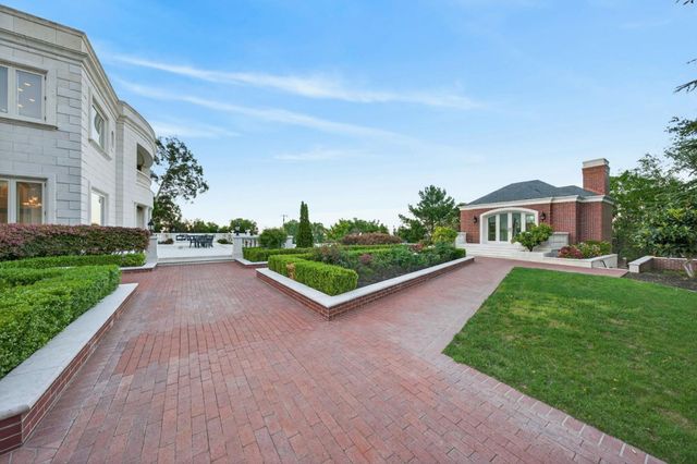 18331 Lexington Drive, Monte Sereno, CA 95030