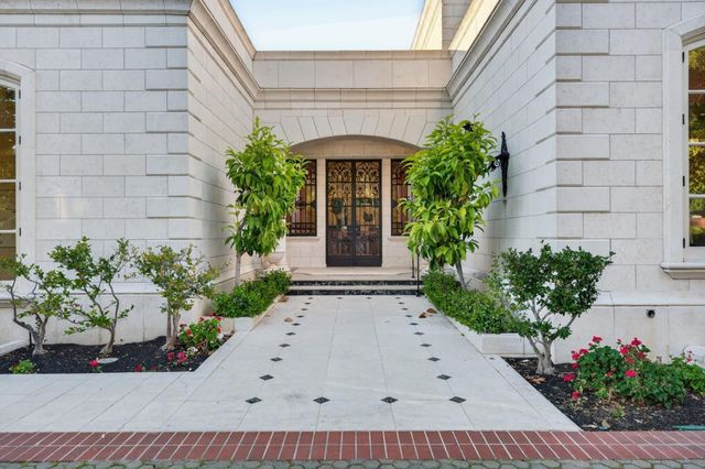 18331 Lexington Drive, Monte Sereno, CA 95030