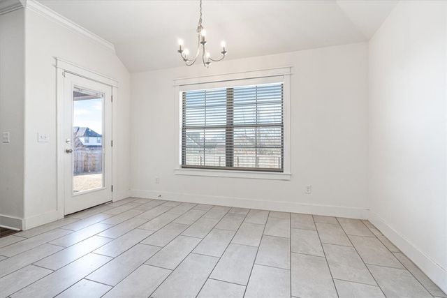 2400 N Kathryn Lane, Siloam Springs, AR 72761