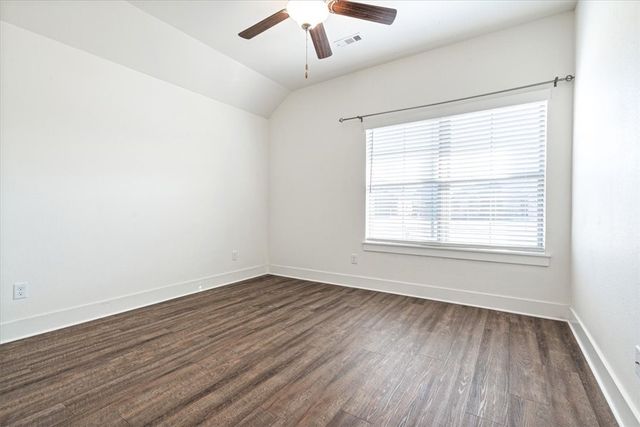 2400 N Kathryn Lane, Siloam Springs, AR 72761